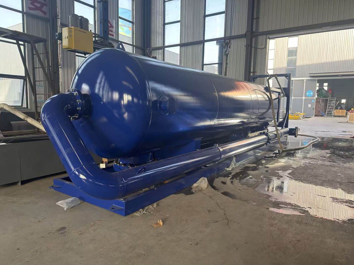 Газовой сепаратор и факельная установка